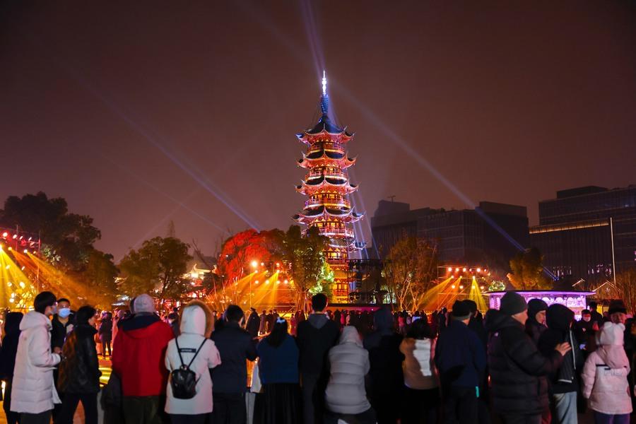 “左手”古韻“右手”科技,千年龍華走出了一條怎樣的煥新路徑?