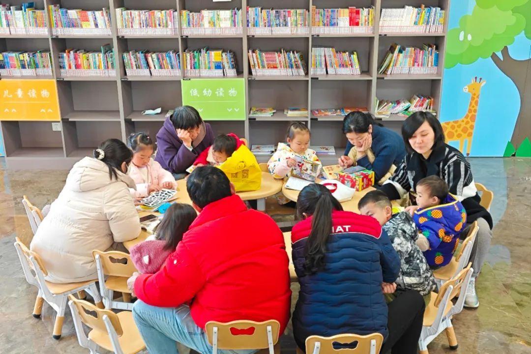 來偒傣書房讀萬卷書,品味屬于金匯的詩和遠方→