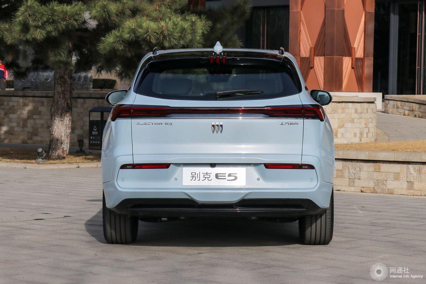 別克ELECTRA E5新車型上市 售價16.99萬元起