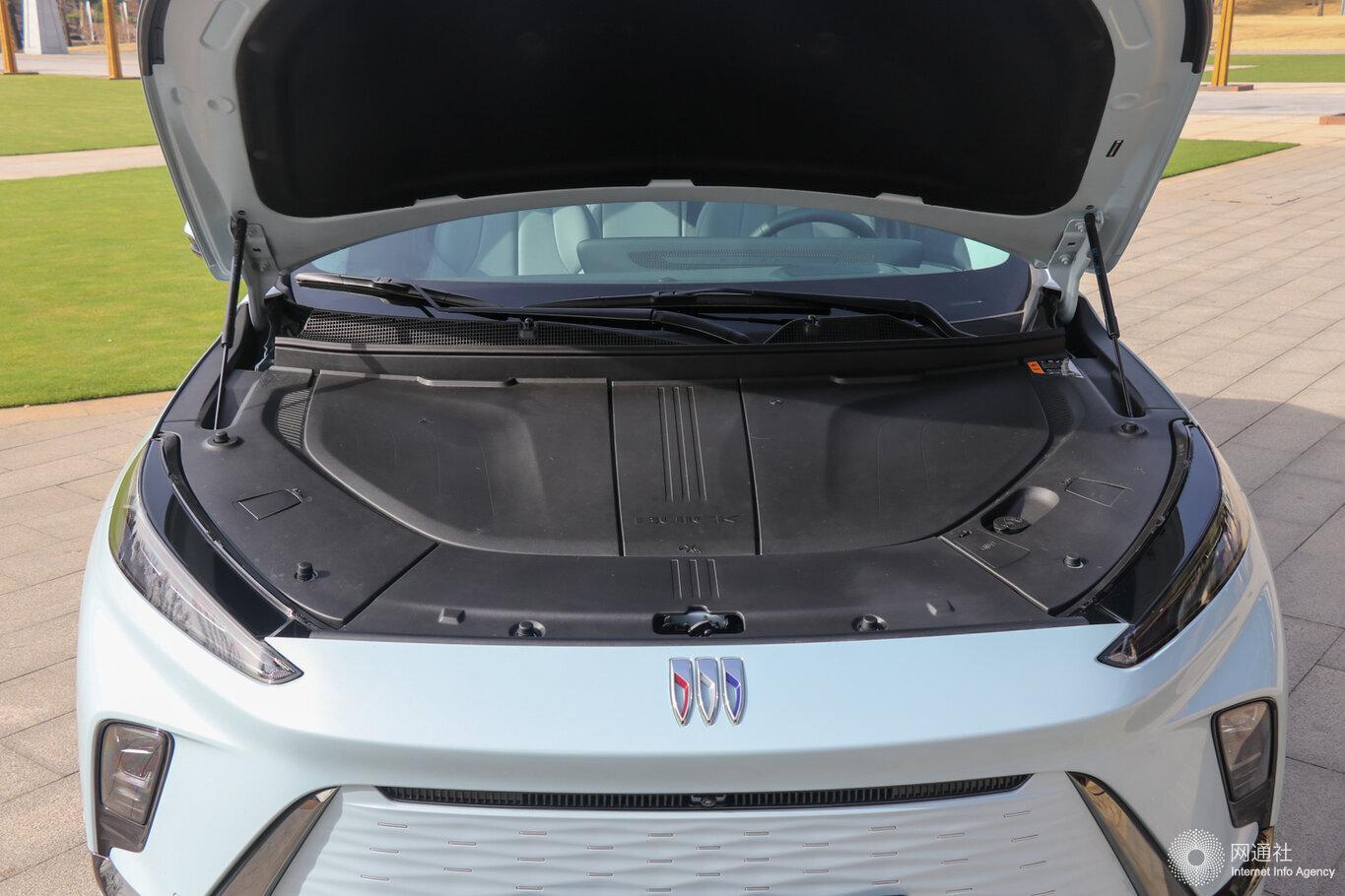 別克ELECTRA E5新車型上市 售價16.99萬元起