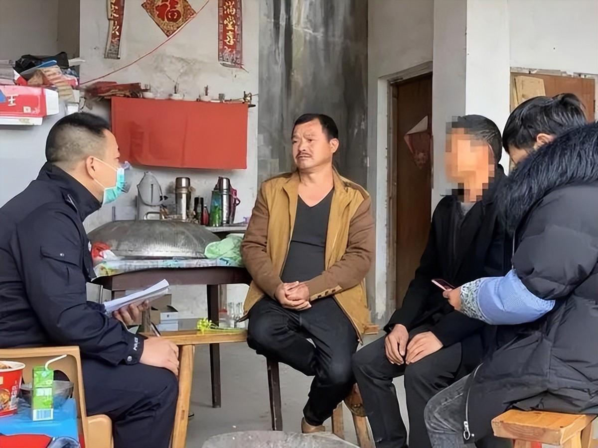 2003年,浙江夫妻收留失憶流浪漢,17年后流浪漢突然想起自己是誰