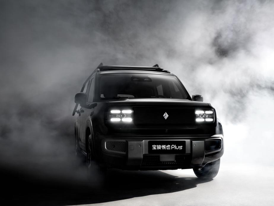 寶駿悅也Plus內飾官圖發布 提供兩種配色