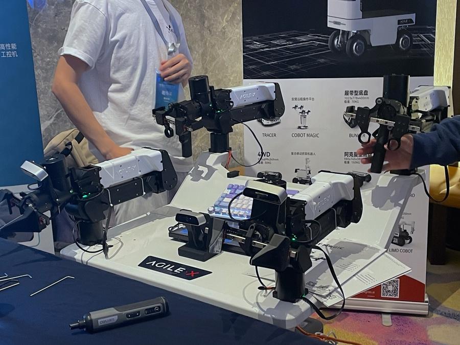 英偉達CEO稱其為人工智能下個浪潮,具身智能究竟是一種怎樣的“智能”