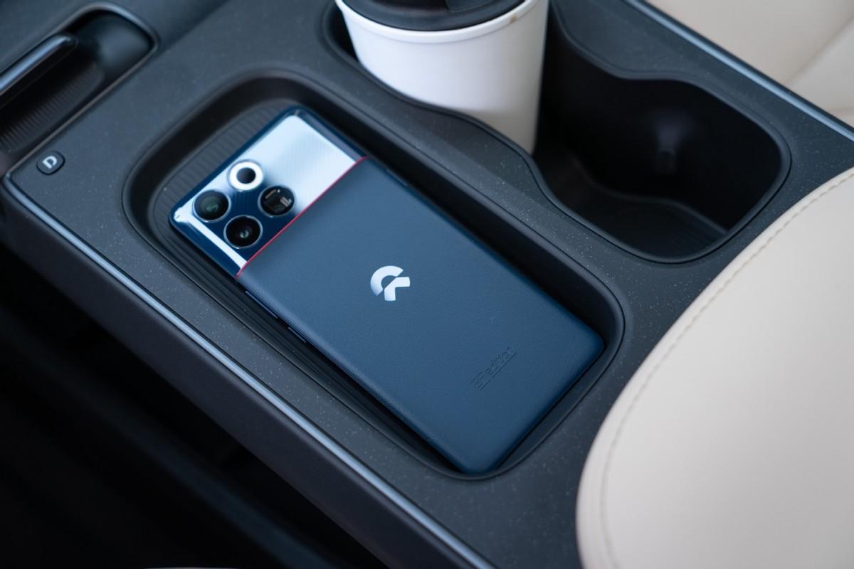 再談蔚來NIO Phone,是一臺好手機(jī)還是一把好的車鑰匙?