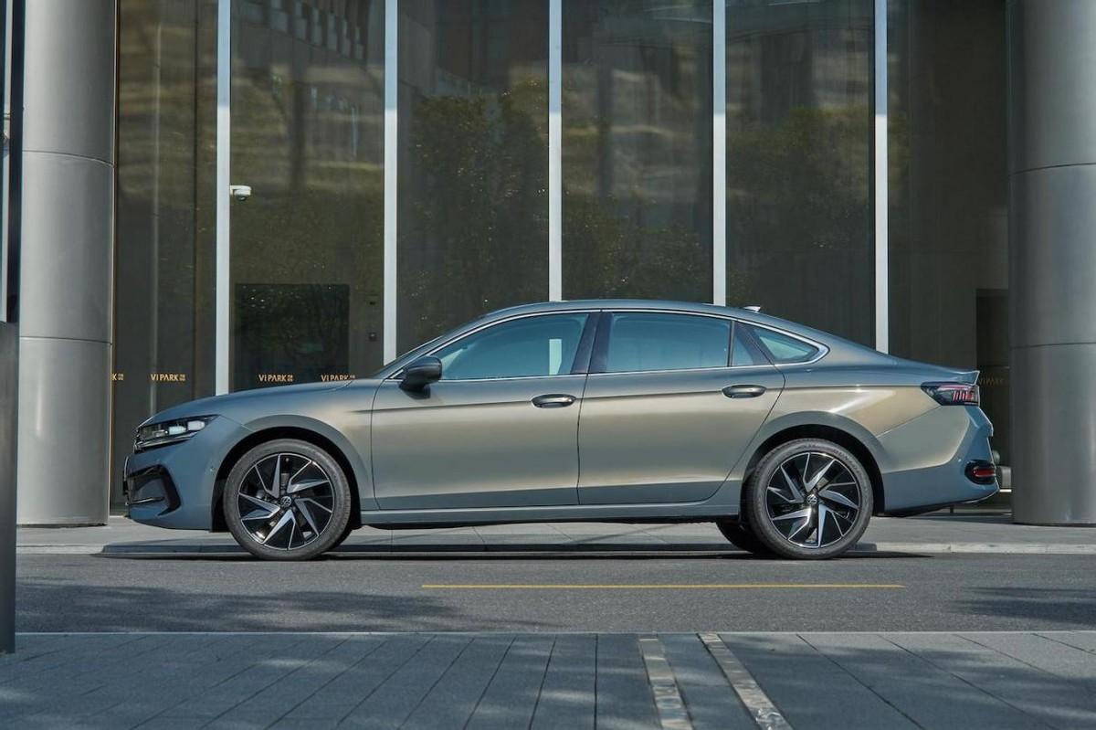 新一代大眾邁騰要來了,換裝1.5T動力+懷擋,帶高階智駕,能火?