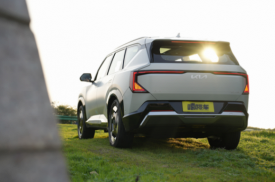 20萬左右買合資純電SUV,起亞EV5哪款更劃算