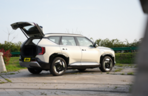 20萬左右買合資純電SUV,起亞EV5哪款更劃算