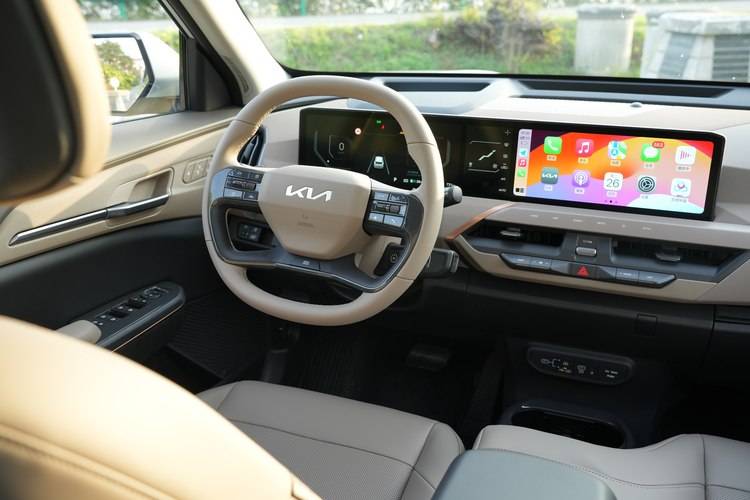 20萬左右買合資純電SUV,起亞EV5哪款更劃算