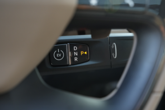 20萬左右買合資純電SUV,起亞EV5哪款更劃算