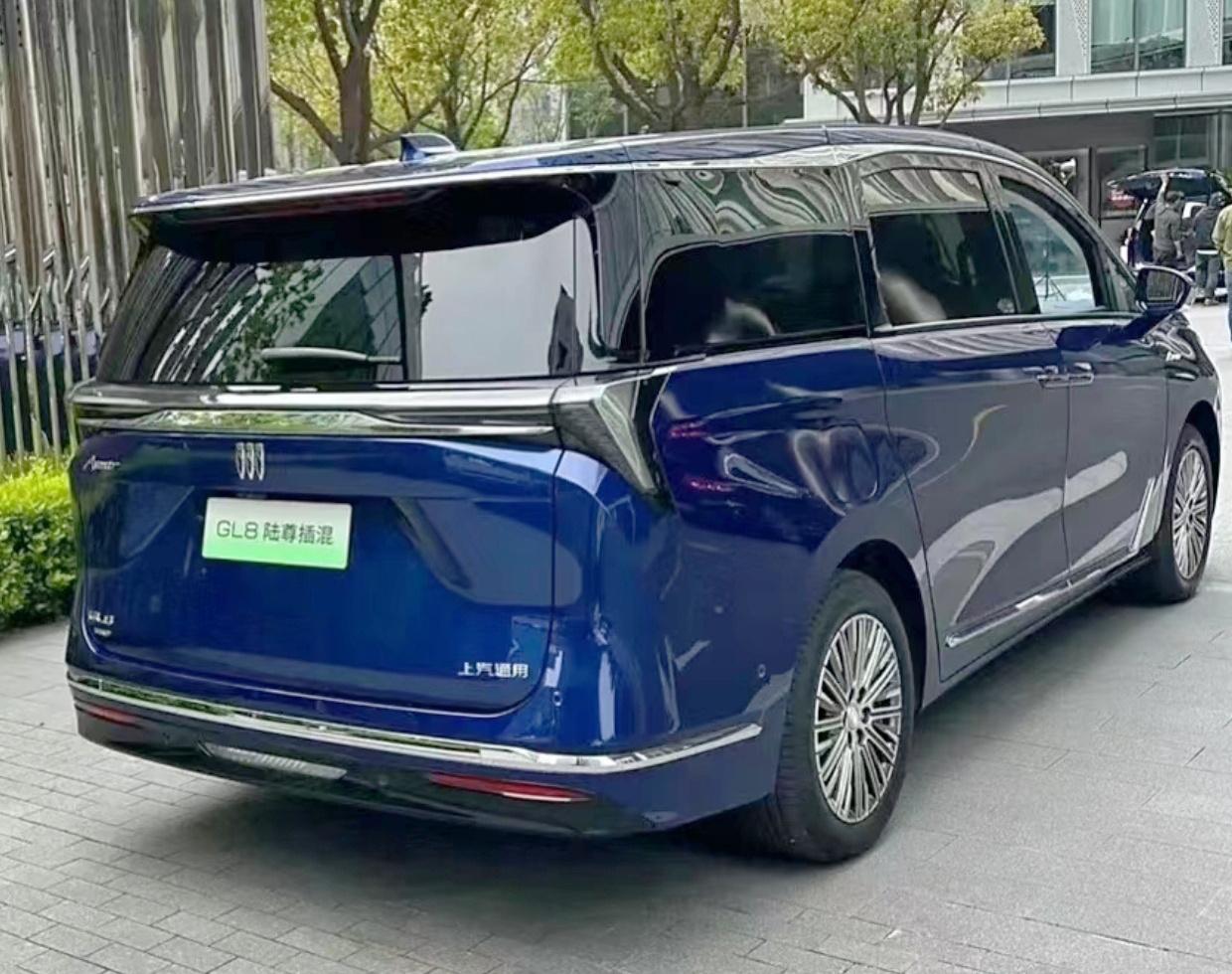 別克GL8插混版實車曝光,預計北京車展期間亮相