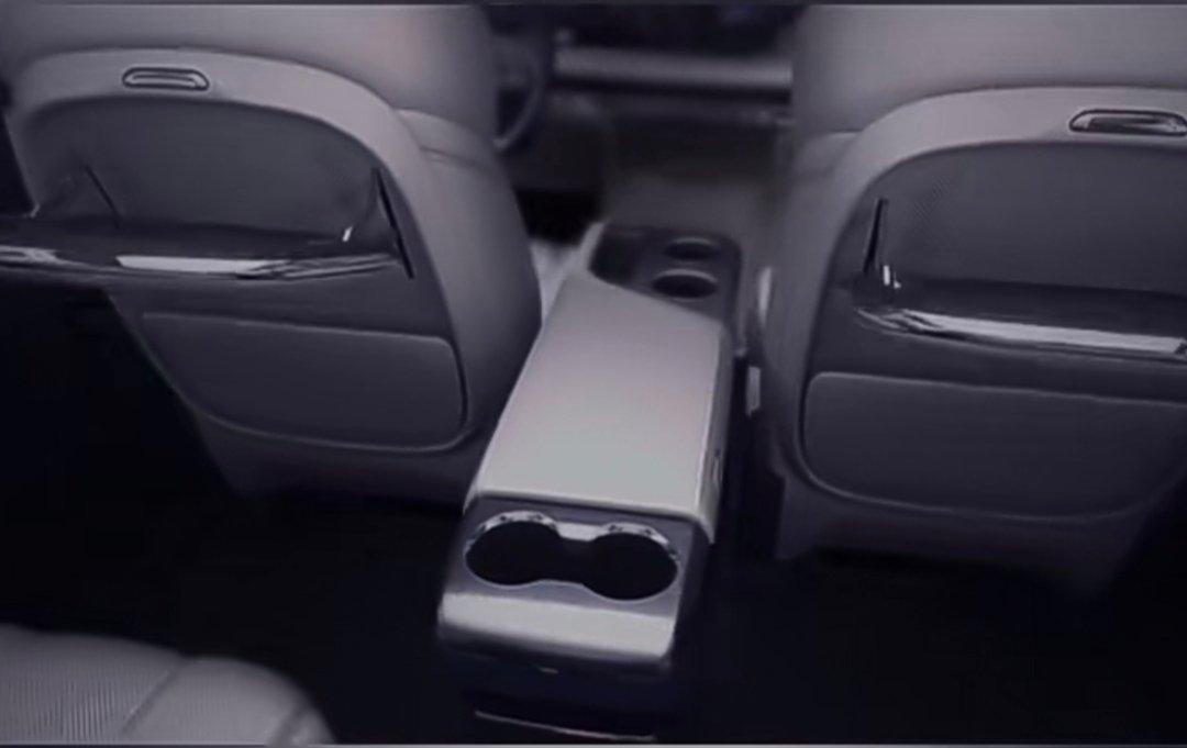 別克GL8插混版實車曝光,預計北京車展期間亮相