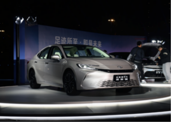 第九代凱美瑞最大的威脅 其實是型格e:HEV?