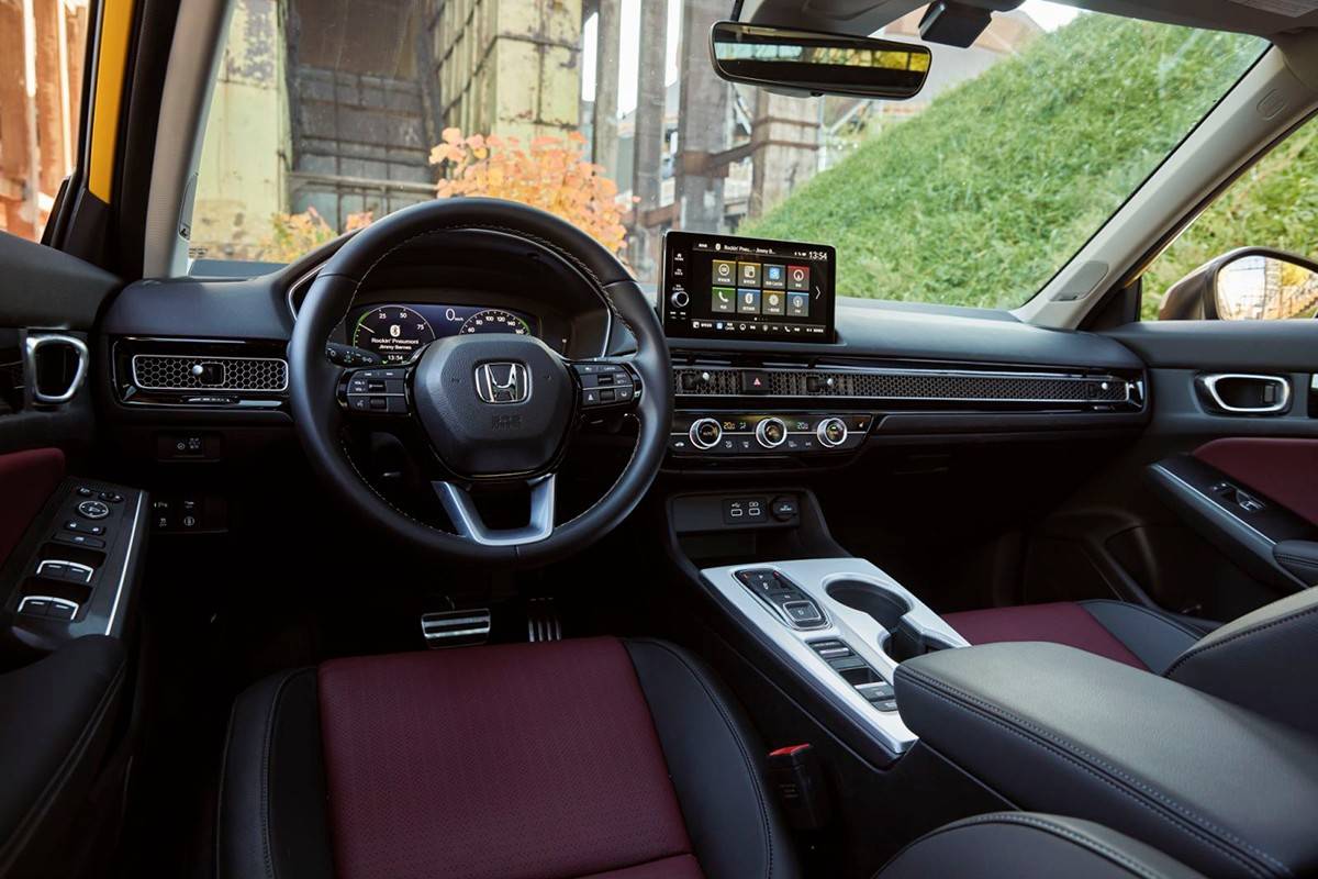 第九代凱美瑞最大的威脅 其實是型格e:HEV?