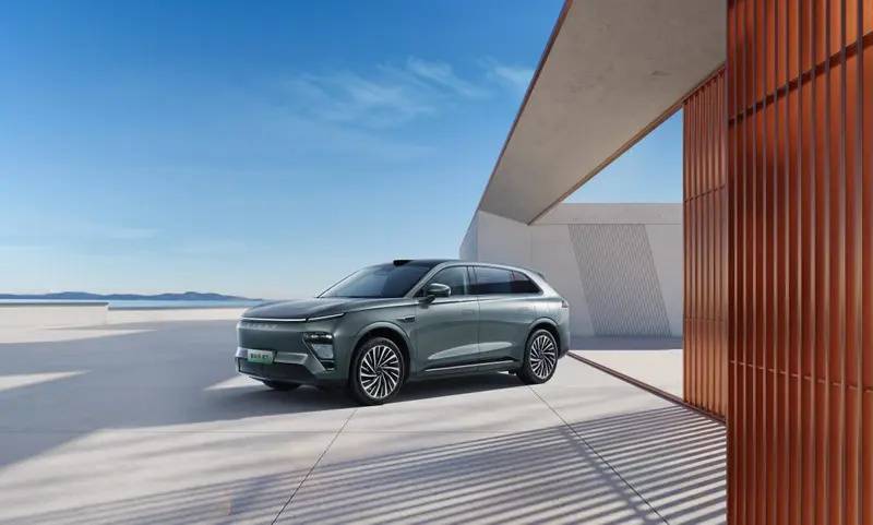 新一代“堆料王”誕生 星紀(jì)元ET開啟預(yù)售入門版不到20萬!