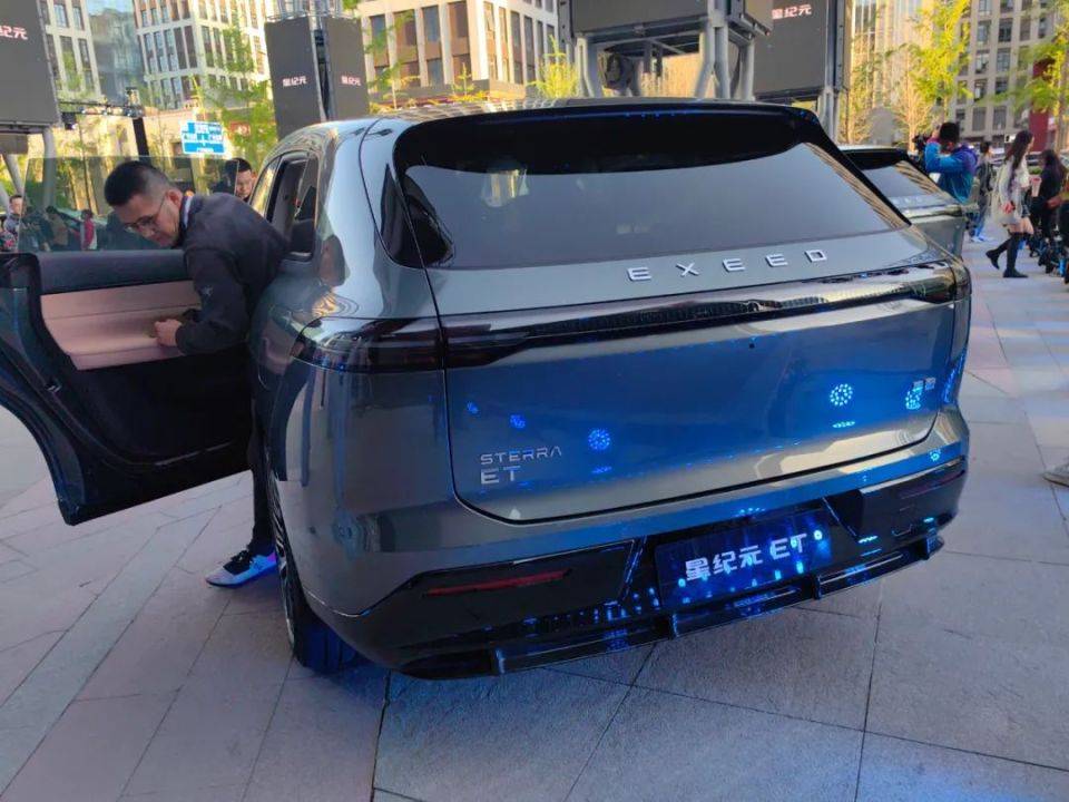 自研技術(shù)成亮點(diǎn),星途星紀(jì)元 ET預(yù)售