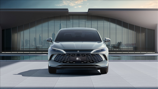 北京車展亮相 比亞迪秦L官圖正式發(fā)布