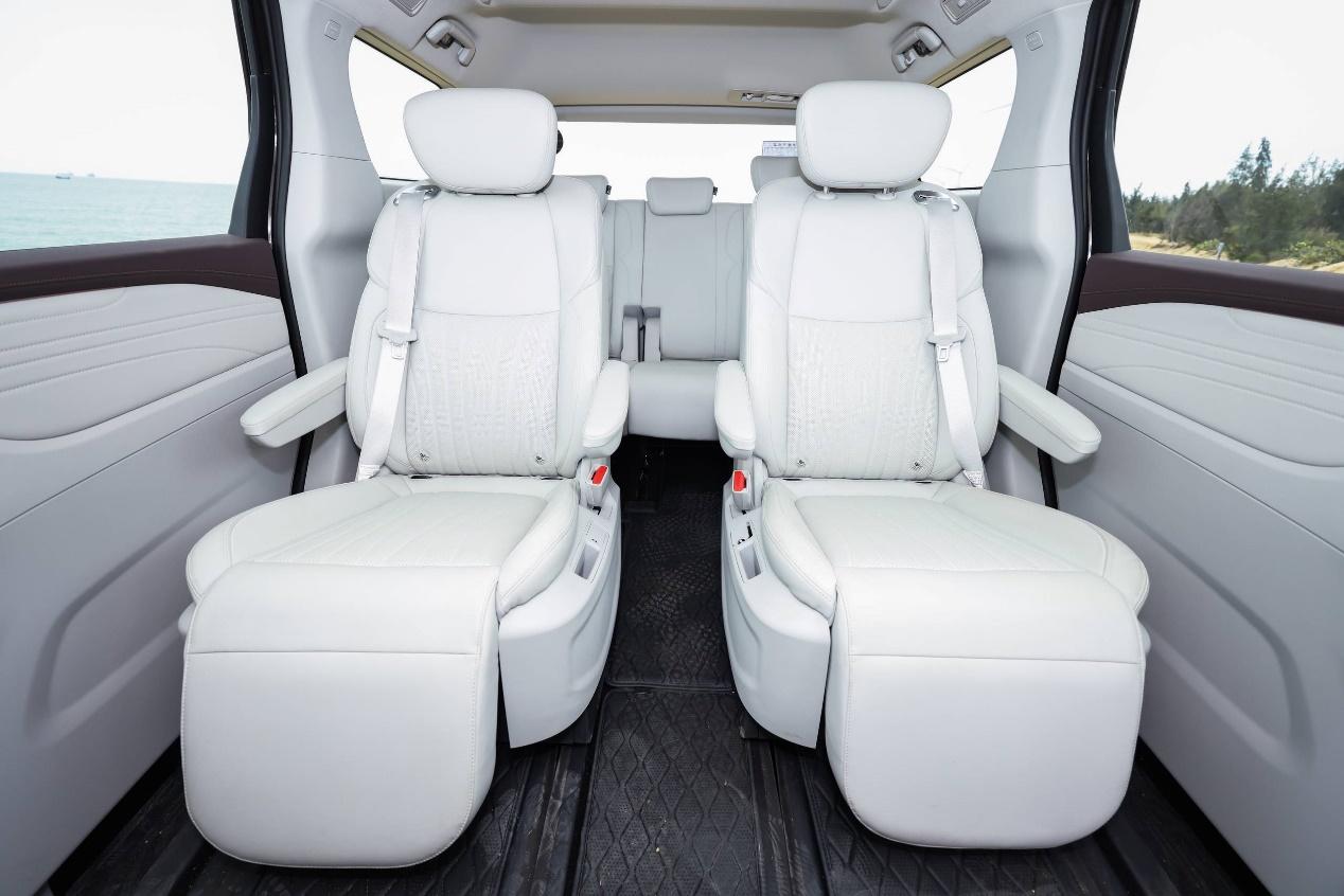 瑞風RF8鴻蒙版于北京車展上市 搭載華為車機系統