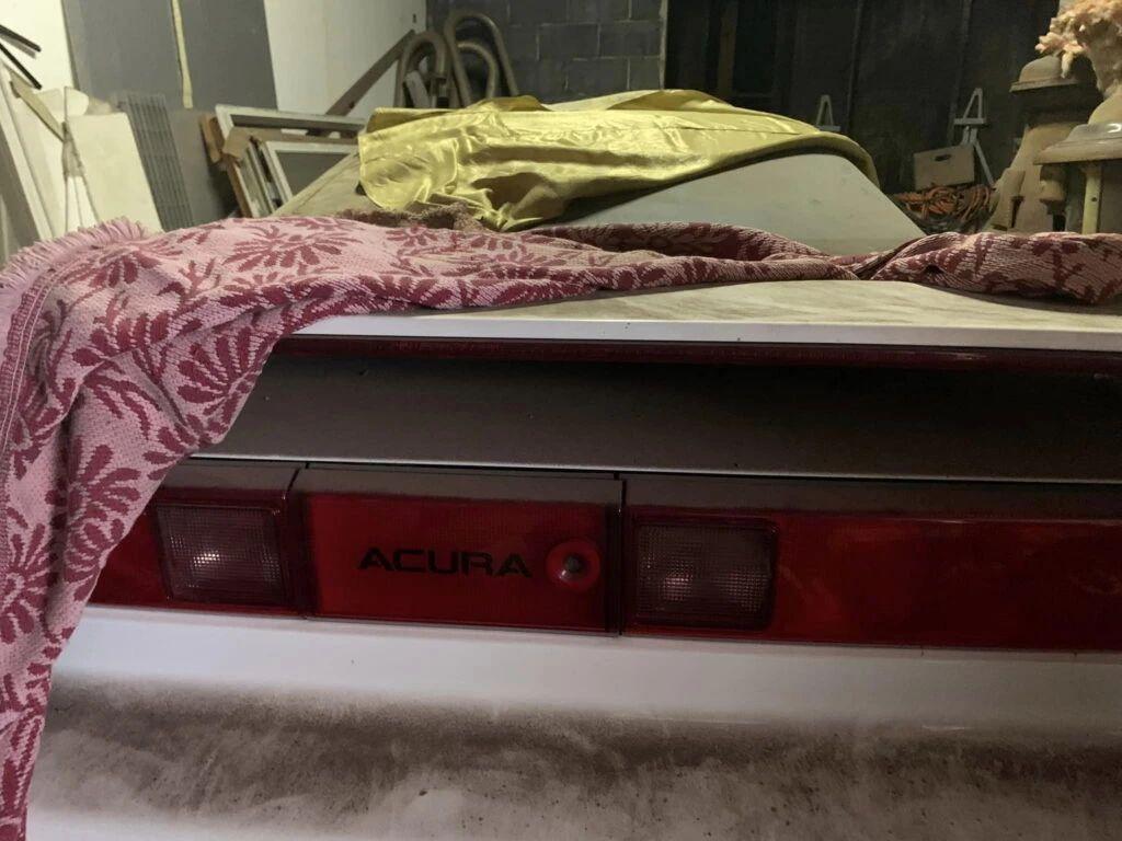 心里有陰影不敢開了?1992年的謳歌NSX 在車庫里被遺忘了30年