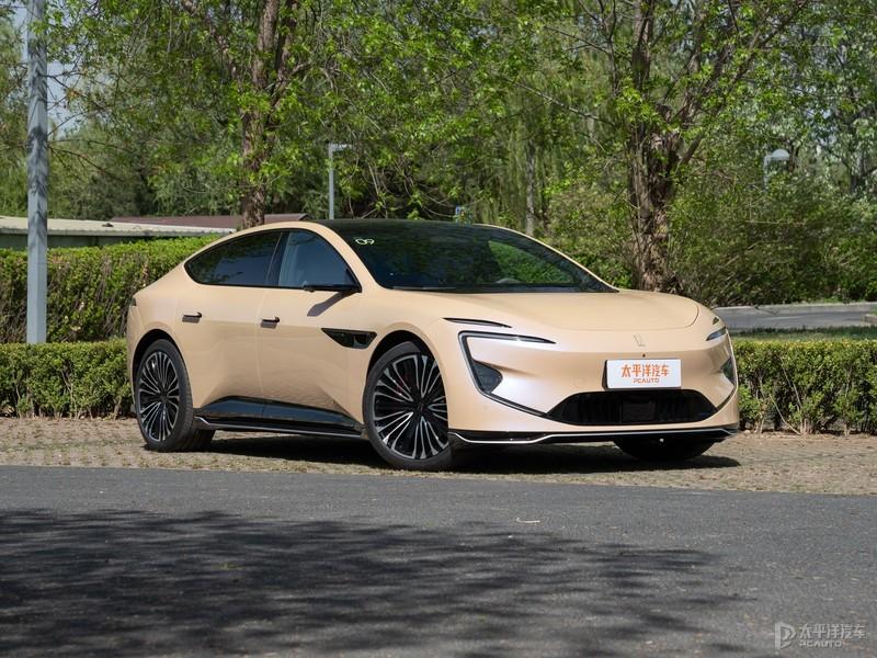 新增配色/配置提升 2024款阿維塔12亮相