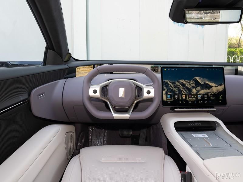 新增配色/配置提升 2024款阿維塔12亮相