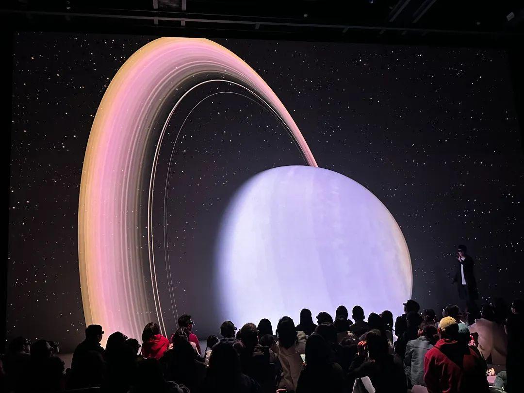 在8K宇宙劇場遨游深空,來一場科技與藝術的“交融之旅”