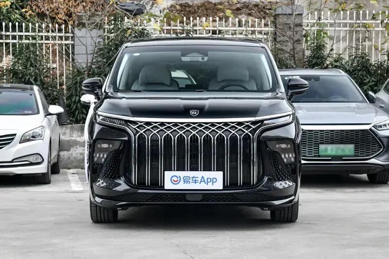 東風(fēng)風(fēng)行星海V9將于今日開(kāi)啟預(yù)售 搶先預(yù)售價(jià)23.99萬(wàn)元