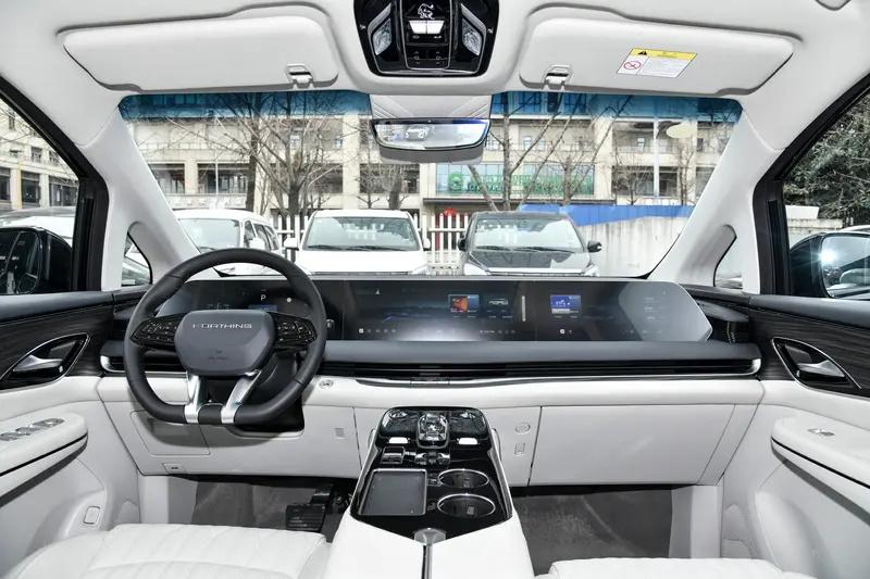 東風(fēng)風(fēng)行星海V9將于今日開(kāi)啟預(yù)售 搶先預(yù)售價(jià)23.99萬(wàn)元