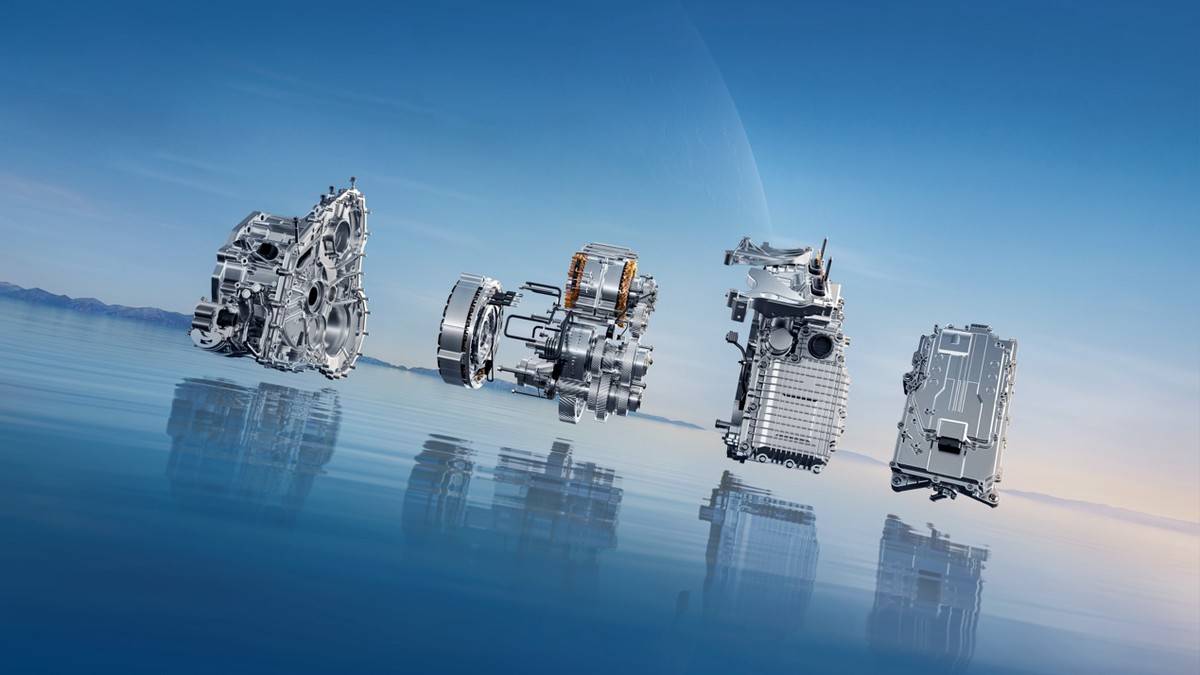 奇瑞風云即將大成,兩年推11款車型,風云T9開啟預售