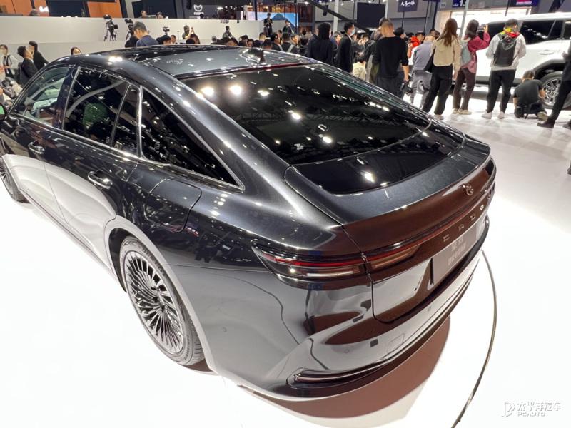 29.9-34.9萬元 豐田皇冠Senda正式上市