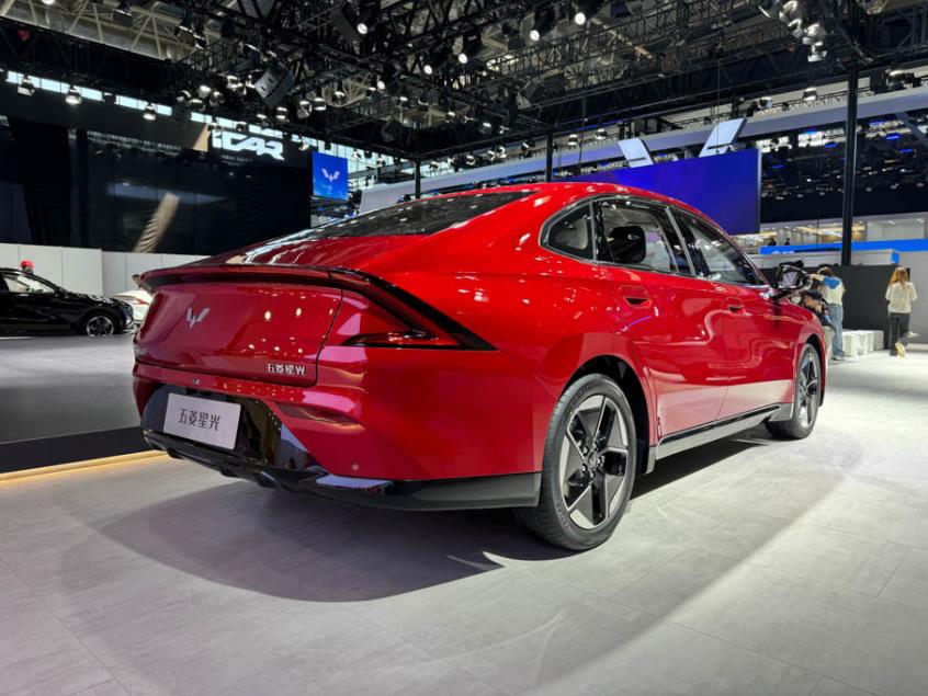 2024北京車展探館 五菱星光純電版亮相