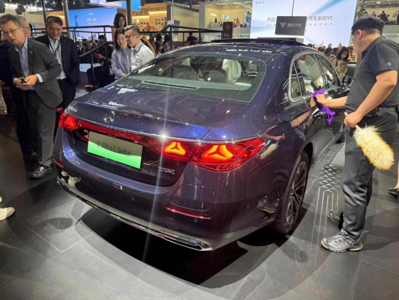 主場作戰(zhàn)的奔馳 帶來了21款車 E級(jí)插混/標(biāo)軸最值得關(guān)注