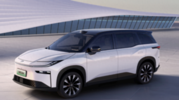 廣汽豐田鉑智新車亮相 首款車型已獲千輛定單