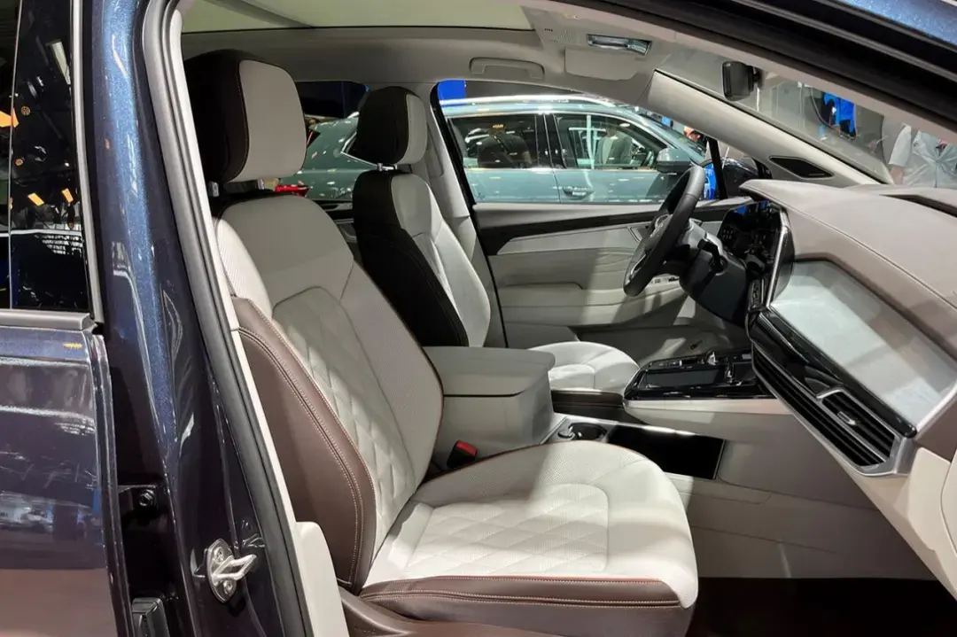 大尺寸、大空間,優惠不小?大眾攬境不愧是大家庭的旗艦SUV!