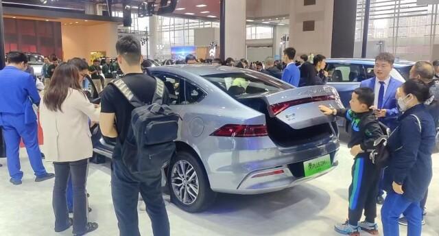 銷售額51.5億元,新能源汽車占比53%—— ?湖南車展折射購車新趨勢