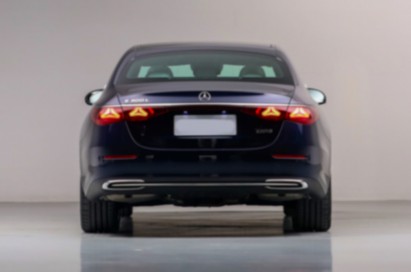 豪華中大型車如何選,奧迪A6L對比奔馳E級誰更適合你?