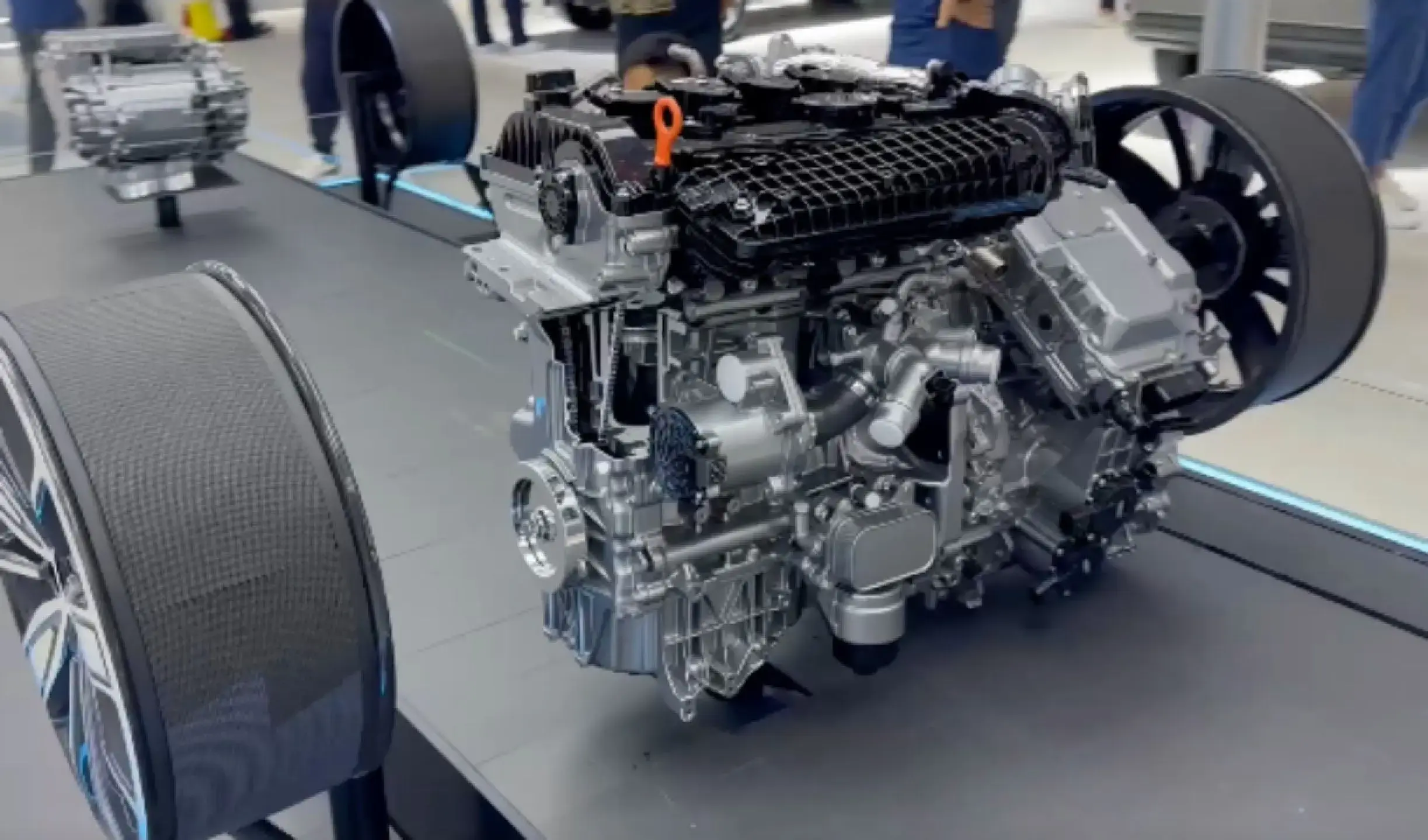 16.58萬起,新能源混動四驅SUV,哈弗猛龍試駕詳解