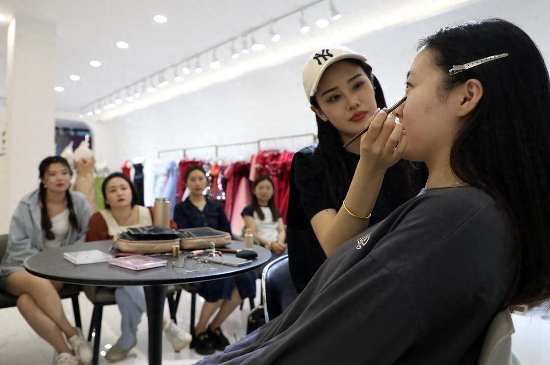 “青年夜校”助力年輕人成長