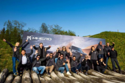 猛士917亮相中東,硬核實力彰顯東方豪華電動越野魅力