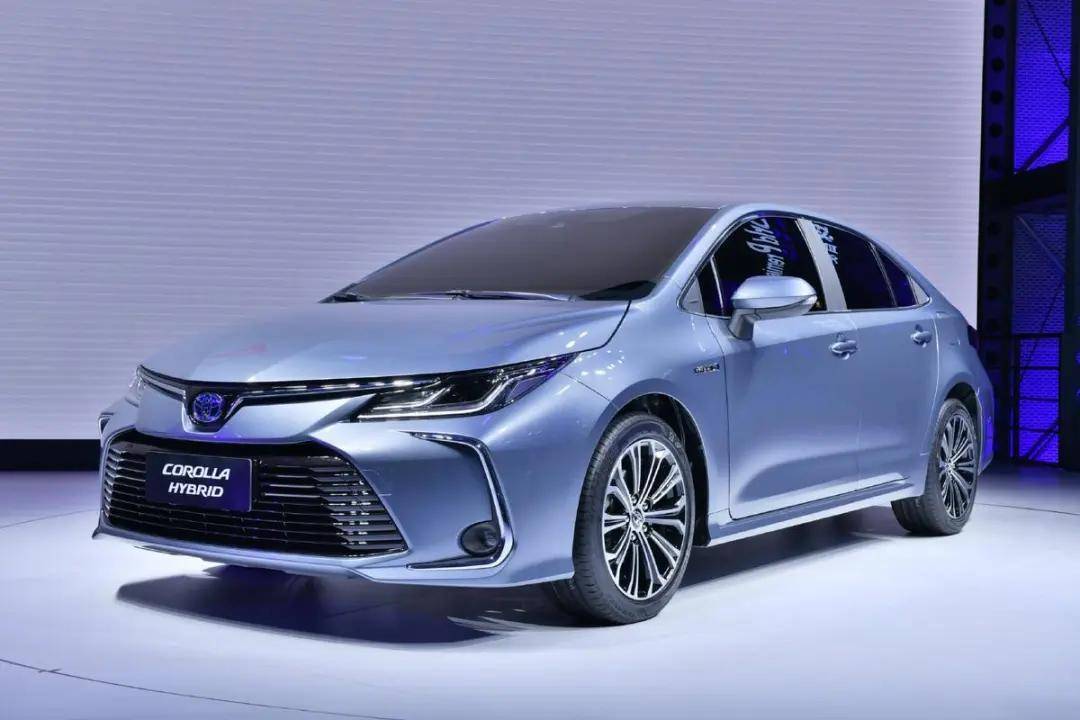 30年混動(dòng)技術(shù)不香了,豐田投向比亞迪!普拉多DM-i要來了?