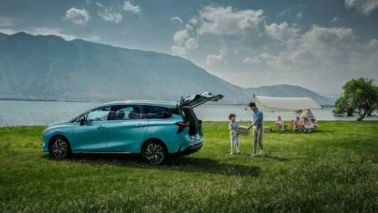 風行游艇:寶媽遛娃的快樂源泉,萬元補貼享無憂旅程!