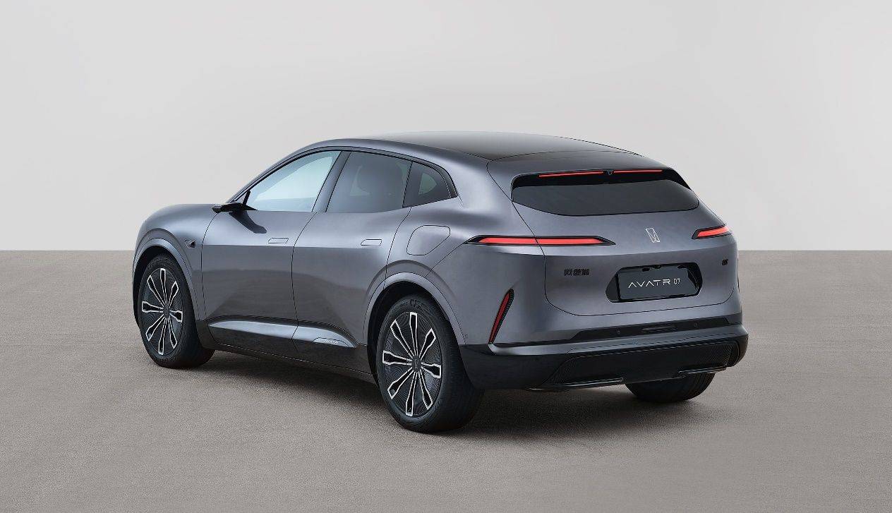 預計25萬起,華為智能加持,阿維塔07正式發布