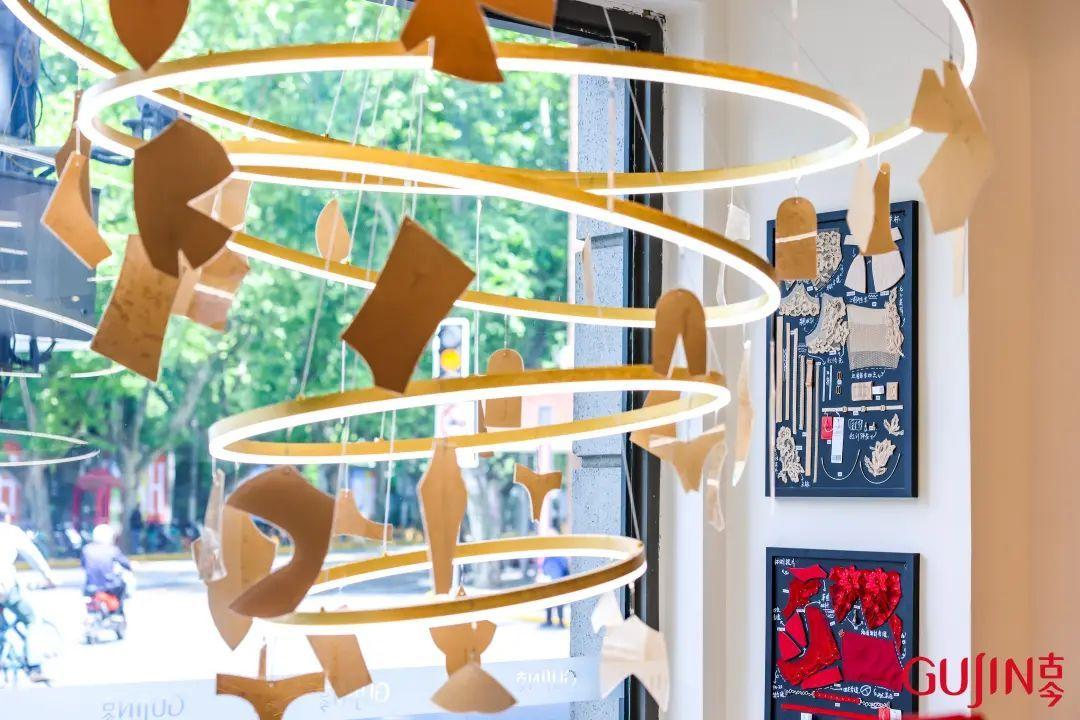 創(chuàng)新演繹女性優(yōu)雅!這家老字號(hào)旗艦店3.0開(kāi)啟試運(yùn)營(yíng)