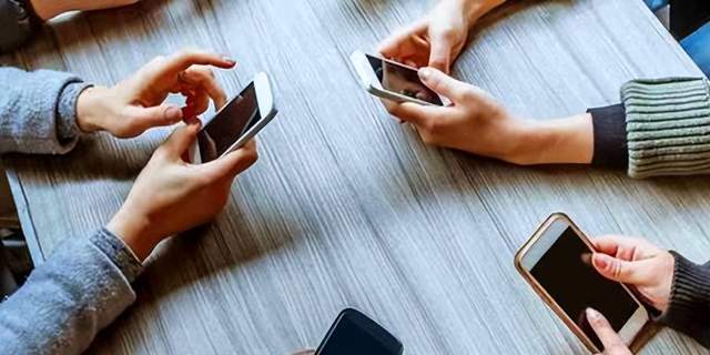 手機取消5G開關,強制用戶使用5G,5G還有多少遮羞布?