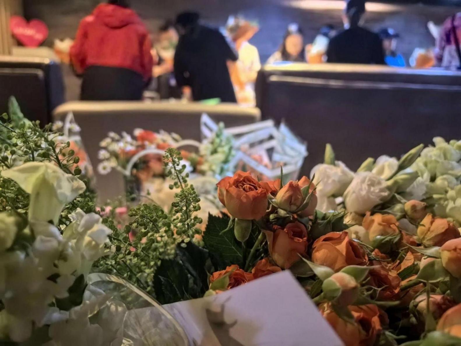 花藝“小確幸”給母親,商圈有“寧”更溫情