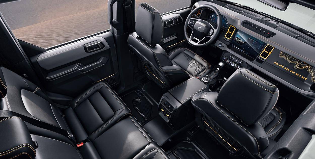 頂配對(duì)低配!豐田普拉多VS福特烈馬