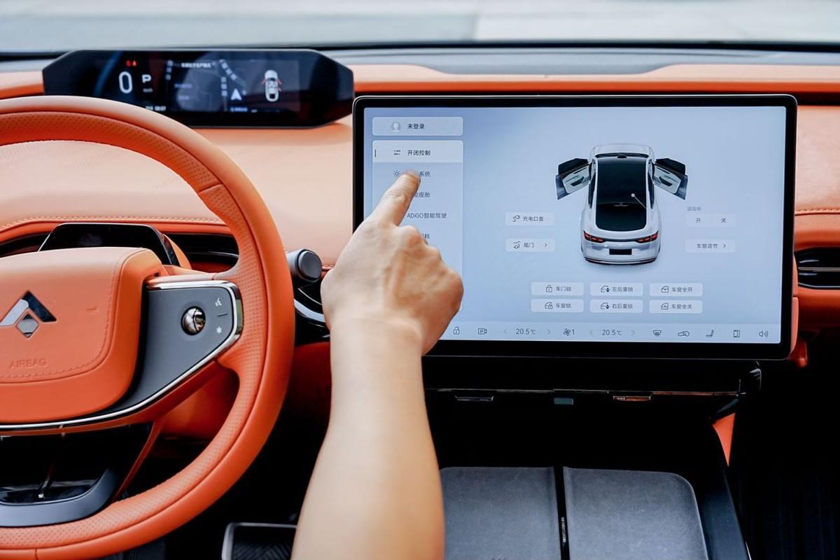 智駕進入無圖時代?廣汽昊鉑的智駕方案怎么樣?