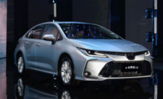 從月銷超4萬輛跌到4千余輛,卡羅拉已墜落