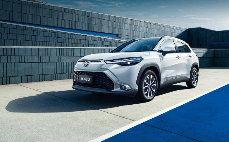 4月SUV大變天:本田CR-V重返前五,問(wèn)界M9增長(zhǎng)近萬(wàn)輛