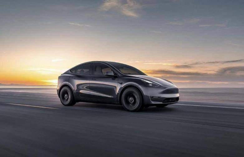 4月SUV大變天:本田CR-V重返前五,問(wèn)界M9增長(zhǎng)近萬(wàn)輛