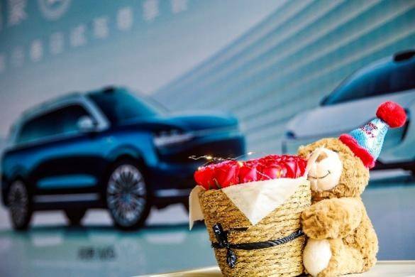 問界新M5及鴻蒙智行家族全系車型春日試駕會活動成功舉辦